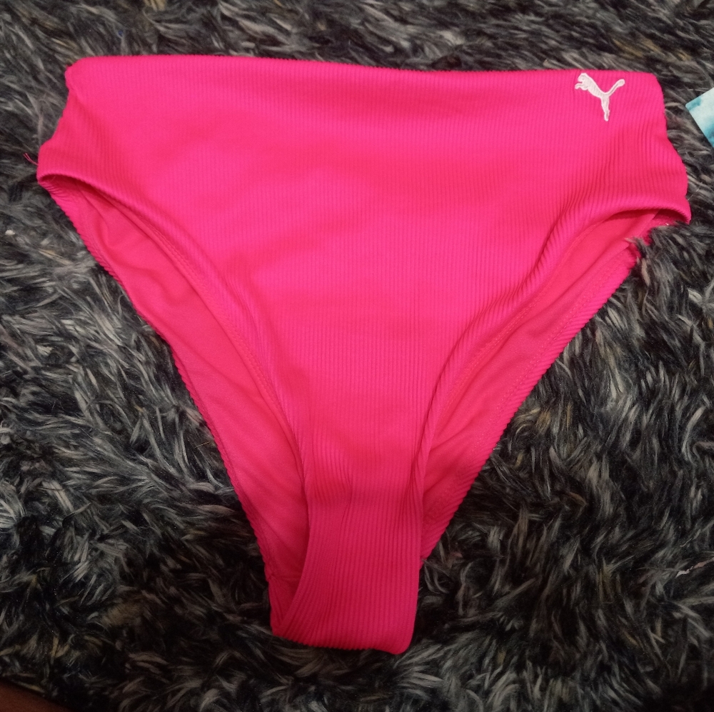 Bright Pink Puma Bikini Set - Picture 5 of 8